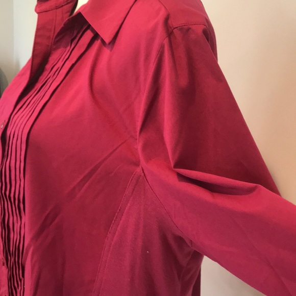 Investments II Pintuck Button Down Shirt - 2X - Picture 3 of 8